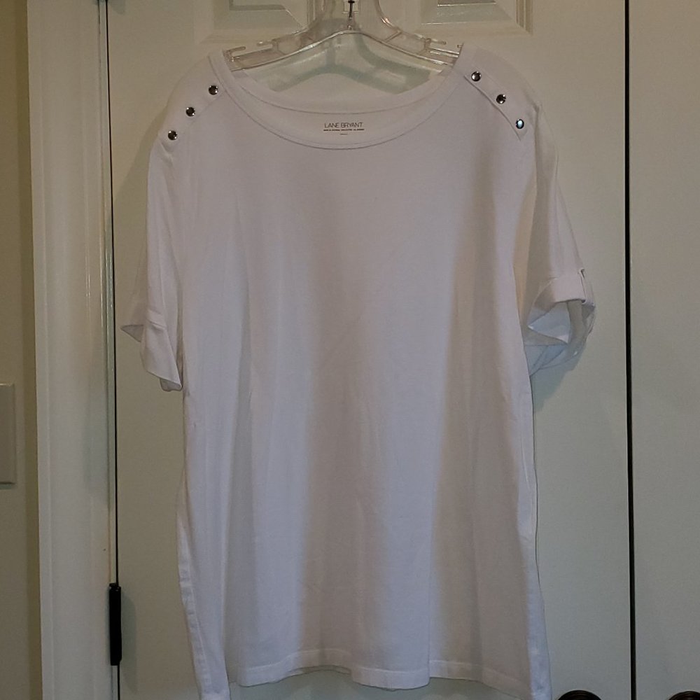 White Lane Bryant Short Sleeved Top